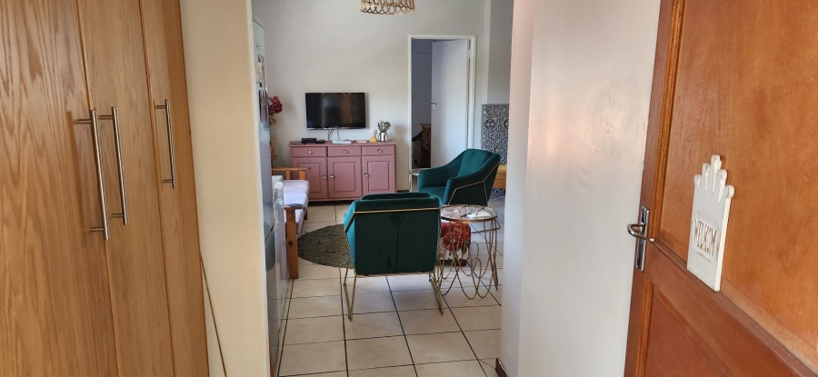 2 Bedroom Property for Sale in Kleinmond Western Cape